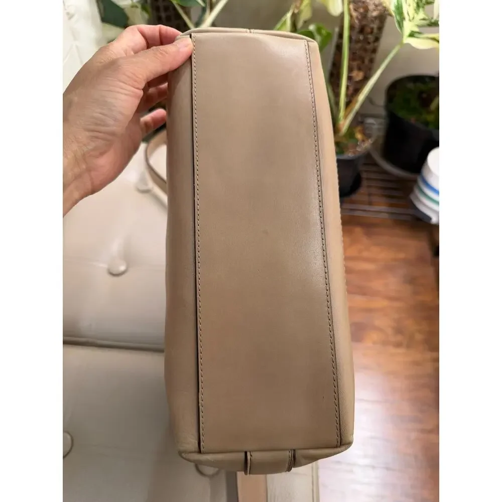 COACH Legacy Leather Duffle Shoulder Bag Beige Crossbody Tassel Excellent